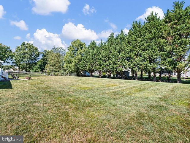 15 EATON PL, Bear, DE 19701