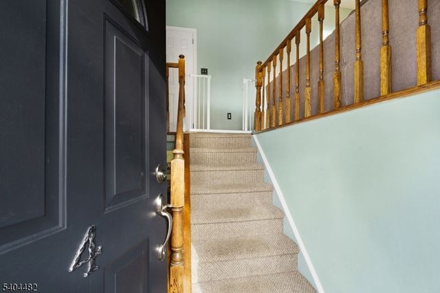 4 Bantry Ct, Vernon Twp., NJ 07422