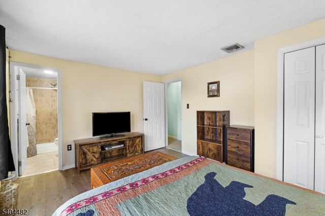 4 Bantry Ct, Vernon Twp., NJ 07422