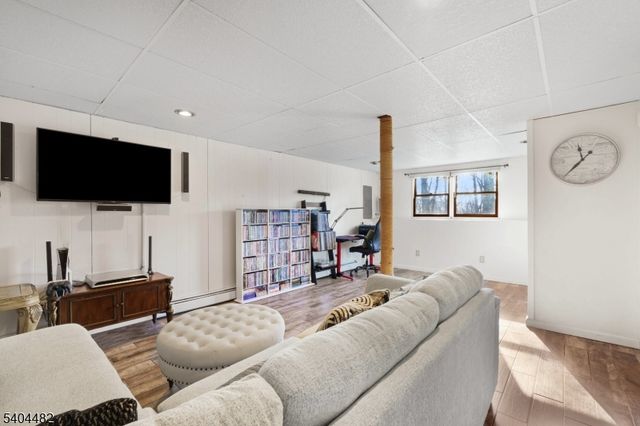 4 Bantry Ct, Vernon Twp., NJ 07422