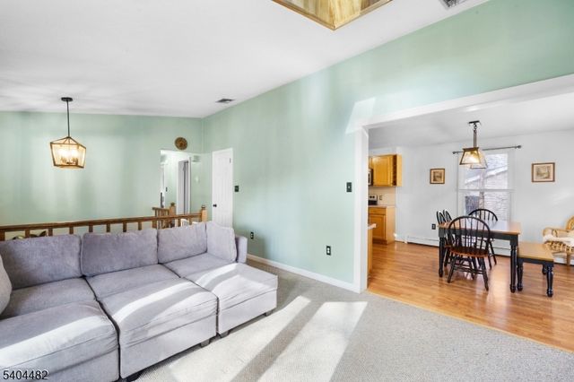 4 Bantry Ct, Vernon Twp., NJ 07422