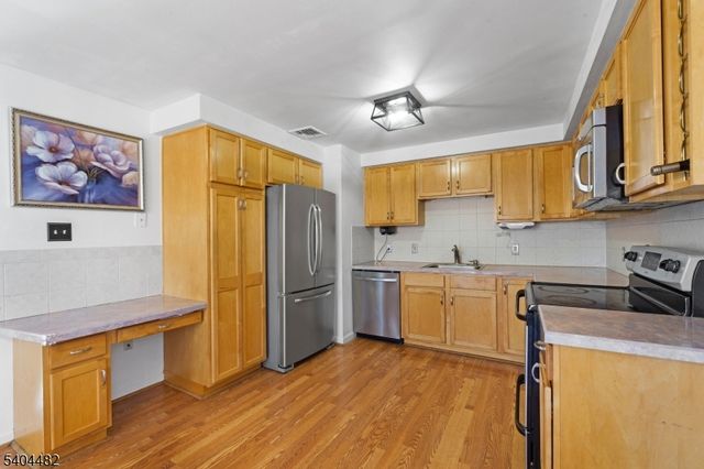 4 Bantry Ct, Vernon Twp., NJ 07422