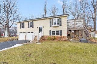 4 Bantry Ct, Vernon Twp., NJ 07422