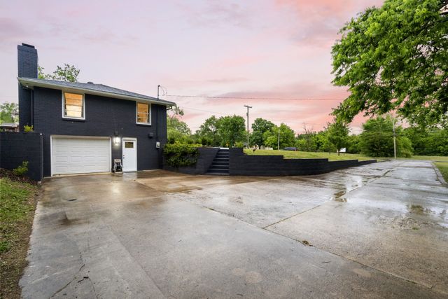 1175 Old Hickory Blvd, Nashville, TN 37207