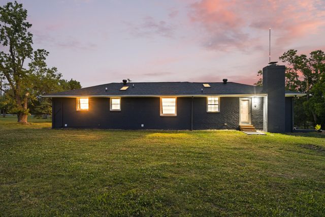 1175 Old Hickory Blvd, Nashville, TN 37207
