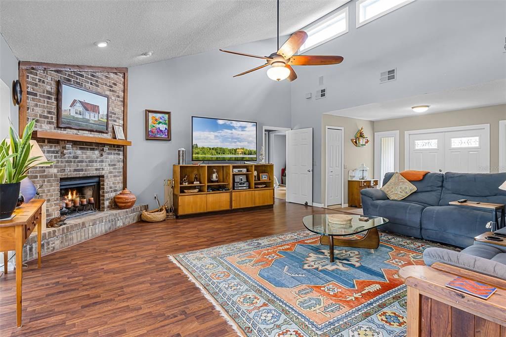 Image 11 of property listing at 5224 ABELIA DRIVE, Orlando, FL 32819