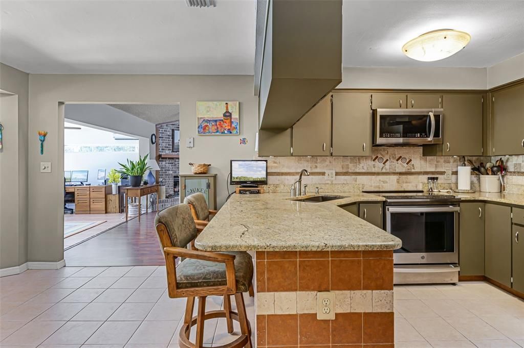 Image 17 of property listing at 5224 ABELIA DRIVE, Orlando, FL 32819