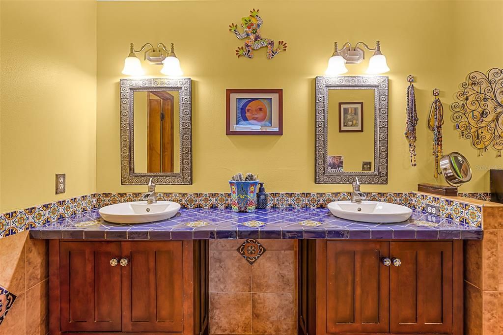 Image 38 of property listing at 5224 ABELIA DRIVE, Orlando, FL 32819