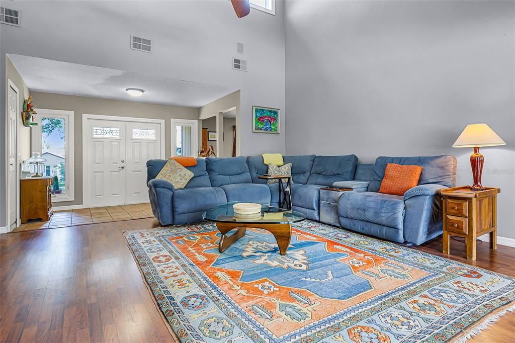 Image 9 of property listing at 5224 ABELIA DRIVE, Orlando, FL 32819