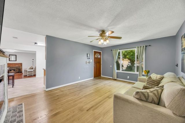 10449 Reymouth Ave, Rancho Cordova, CA 95670