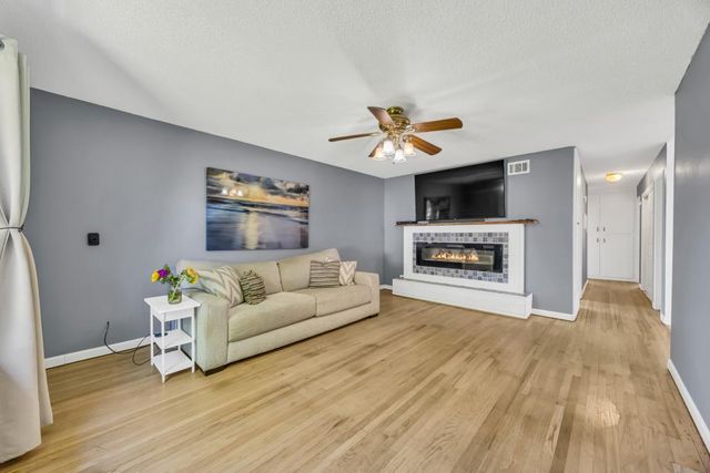 10449 Reymouth Ave, Rancho Cordova, CA 95670