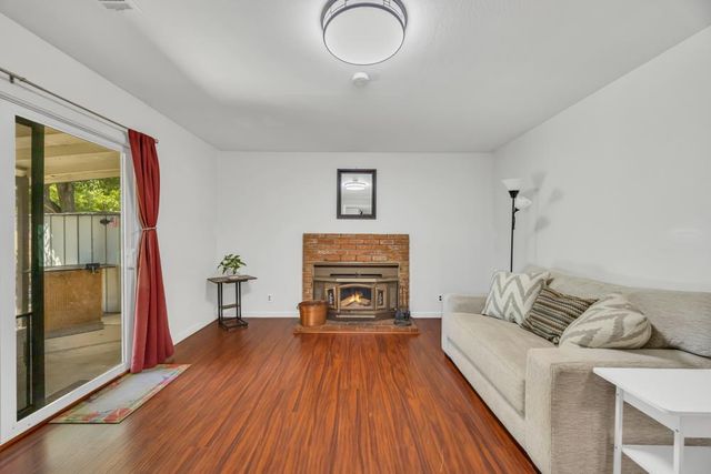 10449 Reymouth Ave, Rancho Cordova, CA 95670