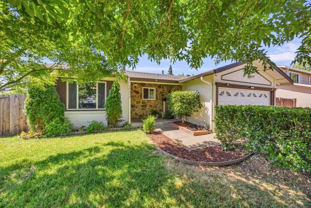 10449 Reymouth Ave, Rancho Cordova, CA 95670