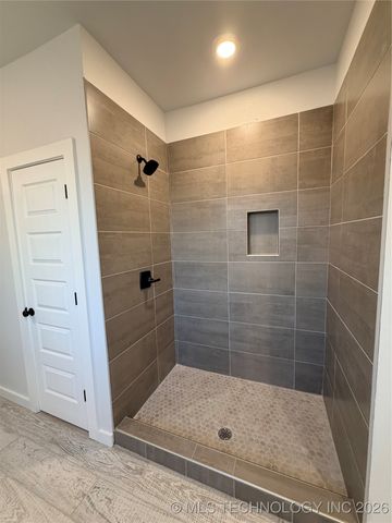 245 W 481 Road, Pryor, OK 74361