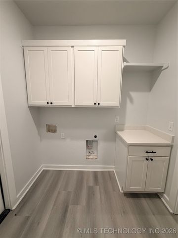 245 W 481 Road, Pryor, OK 74361