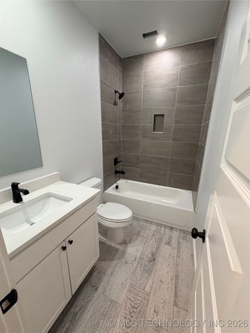 245 W 481 Road, Pryor, OK 74361