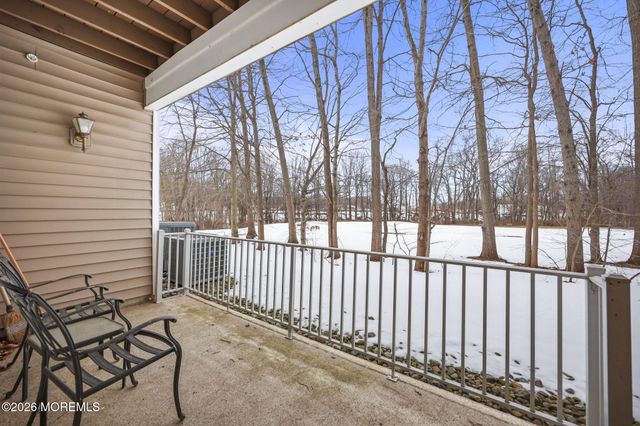 564 St Andrews Place, Manalapan, NJ 07726