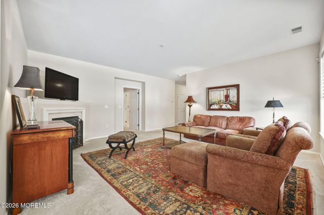 564 St Andrews Place, Manalapan, NJ 07726