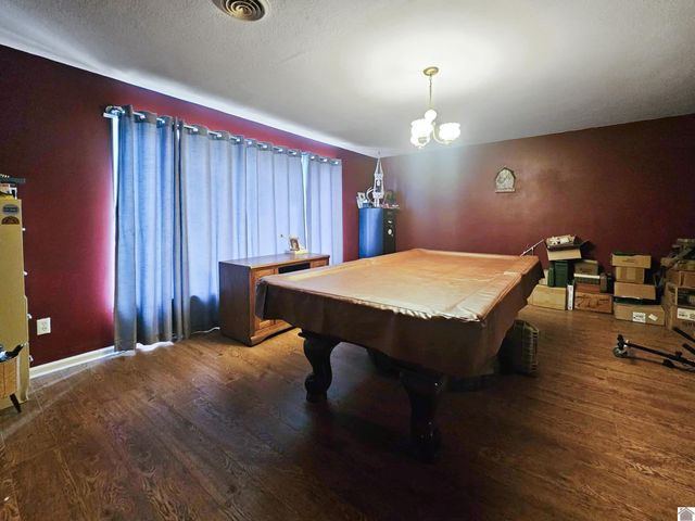 305 State Route 893, Mayfield, KY 42066