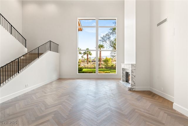 3093 RED ARROW Drive, Las Vegas, NV 89135