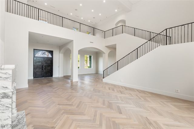 3093 RED ARROW Drive, Las Vegas, NV 89135