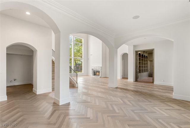 3093 RED ARROW Drive, Las Vegas, NV 89135