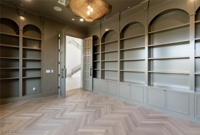 3093 RED ARROW Drive, Las Vegas, NV 89135