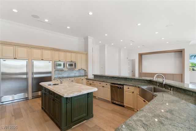 3093 RED ARROW Drive, Las Vegas, NV 89135