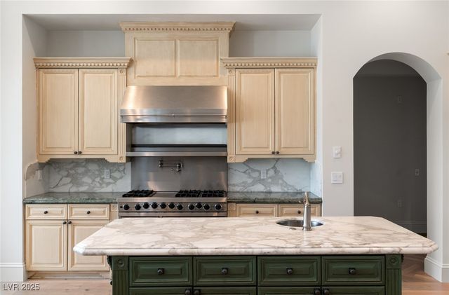 3093 RED ARROW Drive, Las Vegas, NV 89135