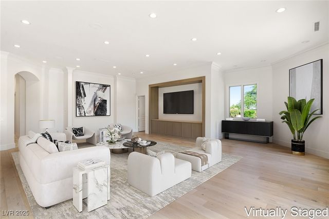 3093 RED ARROW Drive, Las Vegas, NV 89135