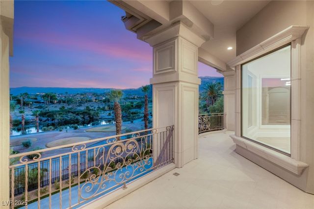 3093 RED ARROW Drive, Las Vegas, NV 89135