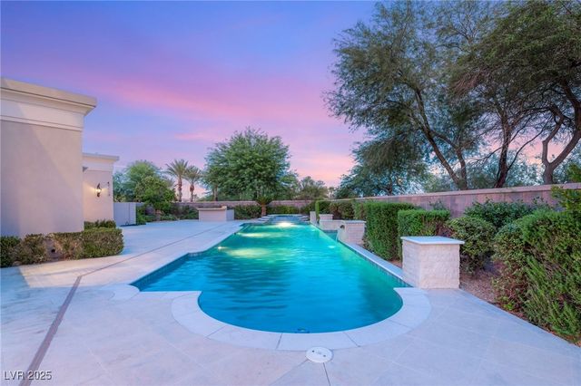 3093 RED ARROW Drive, Las Vegas, NV 89135