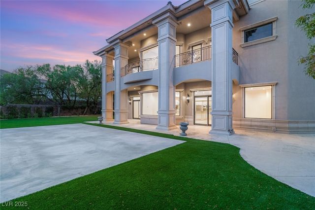 3093 RED ARROW Drive, Las Vegas, NV 89135