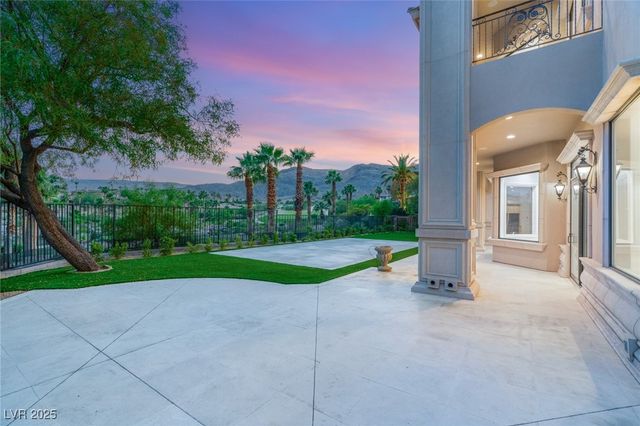 3093 RED ARROW Drive, Las Vegas, NV 89135