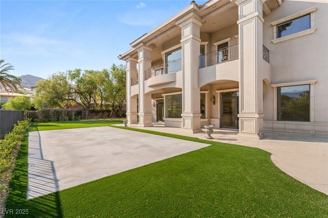 3093 RED ARROW Drive, Las Vegas, NV 89135