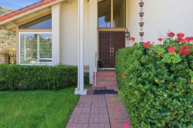 1066 Surrey Drive, Bonita, CA 91902