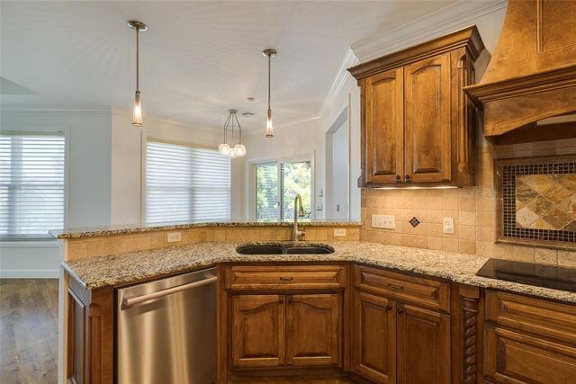 4409 Shorthorn Lane, Edmond, OK 73034