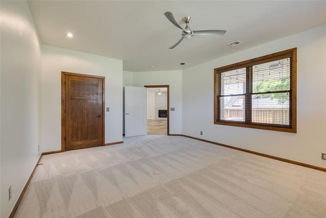 4409 Shorthorn Lane, Edmond, OK 73034