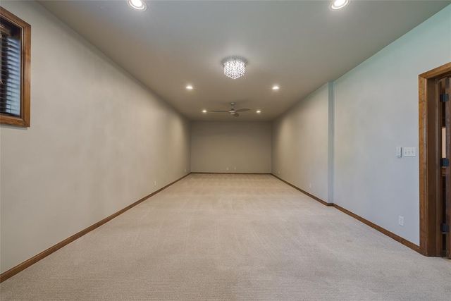 4409 Shorthorn Lane, Edmond, OK 73034