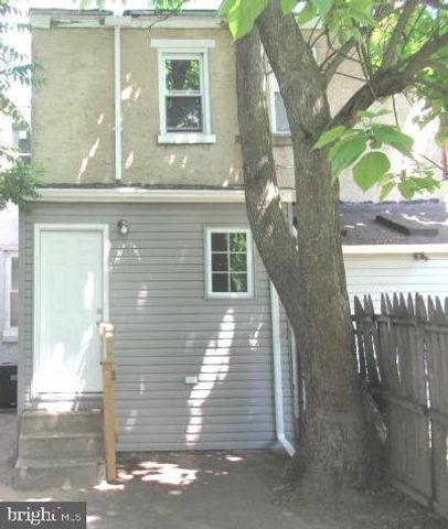 724 SPRUCE ST, Camden, NJ 08103
