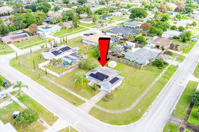 107 SE Selva Court, Port St. Lucie, FL 34983