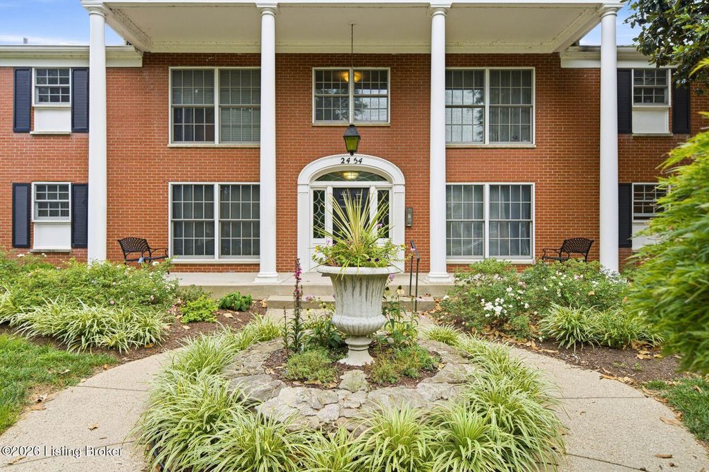2454 Glenmary Ave 13, Louisville, KY 40204