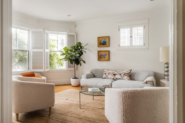 24 Langdon Street 1, Cambridge, MA 02138