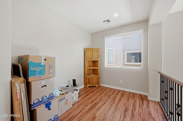 5515 S ROANOKE Street, Gilbert, AZ 85298