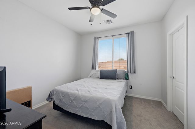 5515 S ROANOKE Street, Gilbert, AZ 85298