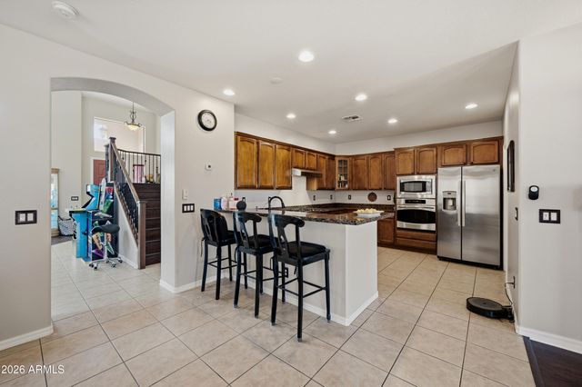 5515 S ROANOKE Street, Gilbert, AZ 85298