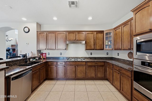 5515 S ROANOKE Street, Gilbert, AZ 85298