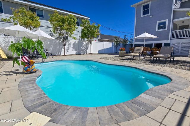 101 Westmont Avenue, Lavallette, NJ 08735