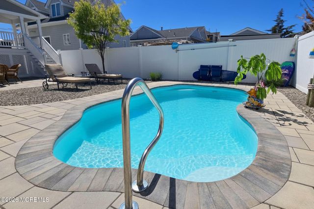 101 Westmont Avenue, Lavallette, NJ 08735