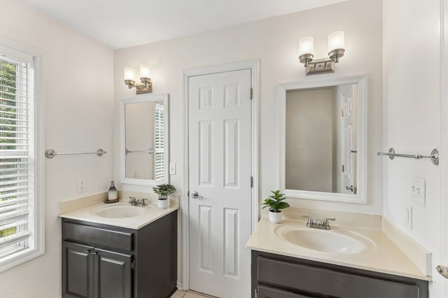 2024 Big Oak Dr, Spring Hill, TN 37174